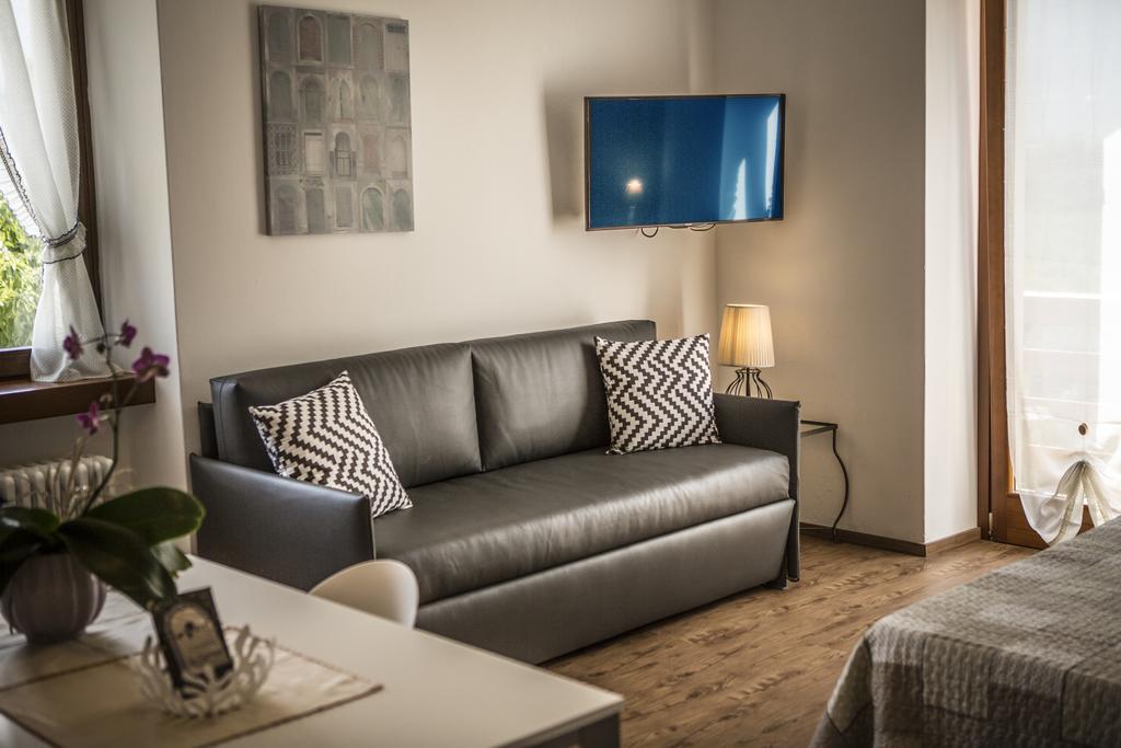 Le Servite Apartments 阿科 外观 照片